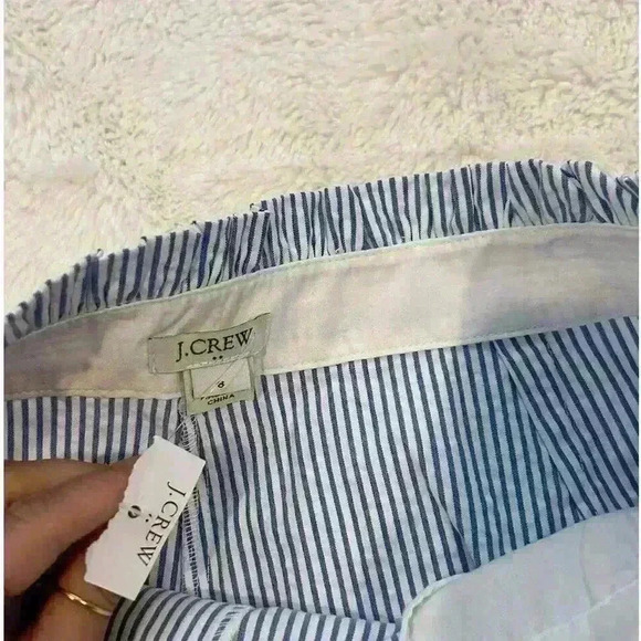 J.Crew Size 8 Women Stripes Shorts Blue/ White - Picture 3 of 5
